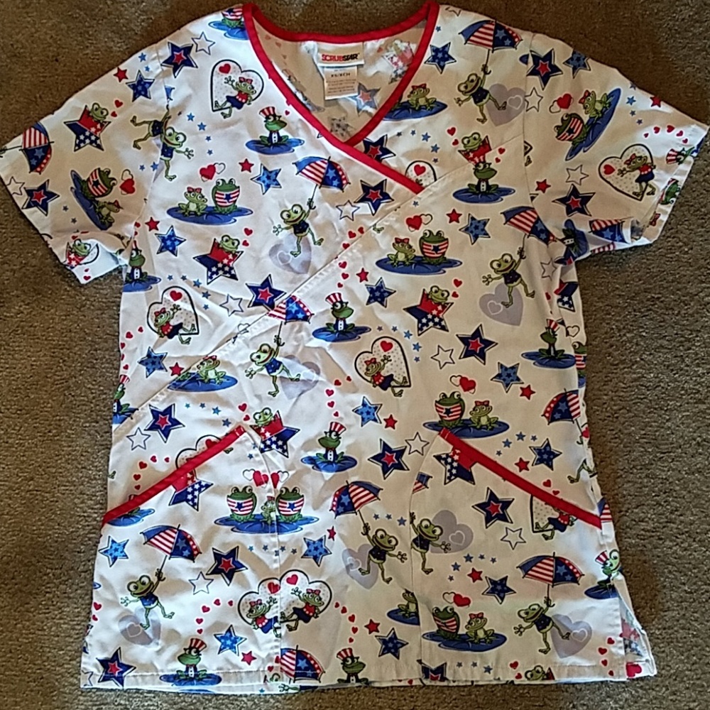 🐣3 for $15🐣Patriotic Frog ScrubStar Scrub Top